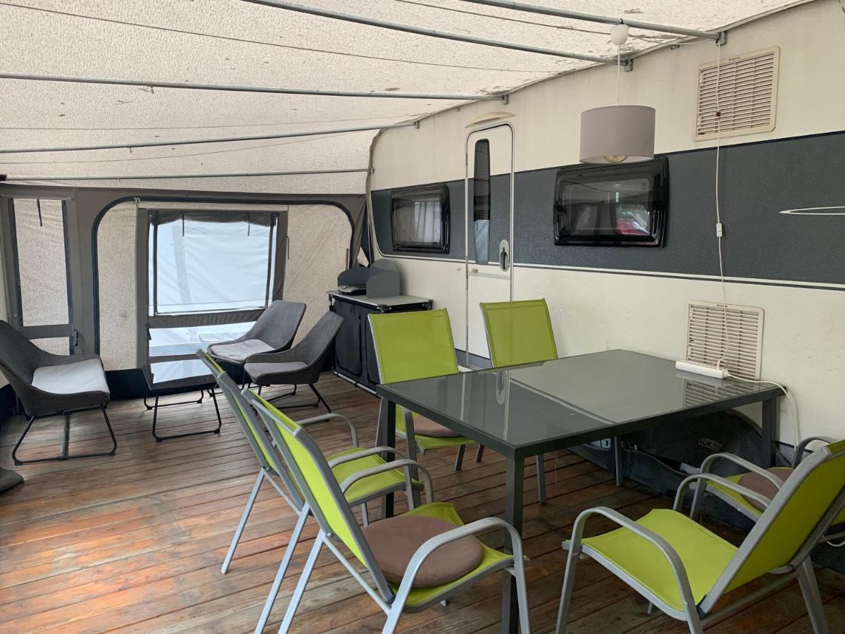 Przyczepy Kempingowe Vip - Osrodek Na Klifie Village - Helska 11 Campsite *